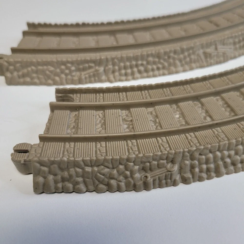 Thomas and Friends Wooden Railway Curved Track Pieces‎ 2011 Mattel 5 pcs